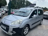 Used Peugeot TePee Outdoor 92 HP (67 kW) 2012 Estate