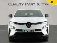 Używany Renault Megane E-Tech Komfort 160 kW (218 KM) 2024 Biały Hatchback