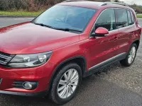 Usado VW Tiguan Edition 150 HP (110 kW) 2015 Vermelho SUV