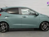 Used Hyundai i10 Premium 67 HP (49 kW) 2021 Green Hatchback