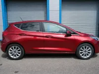 Used Ford Fiesta Titanium 100 HP (73 kW) 2018 Red Hatchback