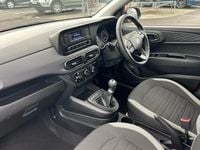 Used Hyundai i10 SE 67 HP (49 kW) 2022 Red Hatchback