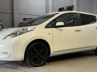 Gebraucht Nissan Leaf Tekna 80 kW (109 PS) 2015 Weiß Kleinwagen