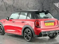 Used Mini Cooper Hatch 134 HP (98 kW) 2023 Red Hatchback