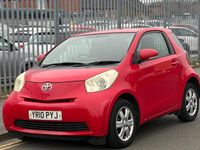 Used Toyota iQ 68 HP (50 kW) 2010 Red Hatchback