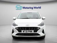 Used Hyundai i10 Premium 84 HP (61 kW) 2021 White Hatchback