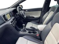 Used Kia Sportage GT-Line 174 HP (127 kW) 2016 White SUV