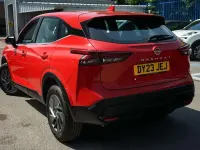Used Nissan Qashqai Acenta Premium 155 HP (114 kW) 2023 Red SUV