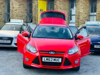 Used Ford Focus Zetec 125 HP (91 kW) 2013 Red Hatchback