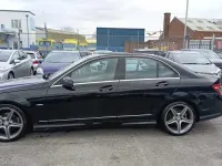 Käytetty Mercedes C180 2010 Musta Sedan