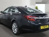 Usado Vauxhall Insignia Elite 136 CV (100 kW) 2016 Negro Utilitario