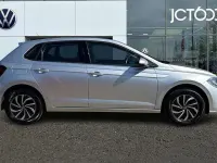 Used VW Polo Life 95 HP (69 kW) 2023 Silver Hatchback