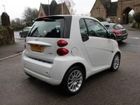 Used Smart ForTwo Coupé Passion 71 HP (52 kW) 2011 White Coupe