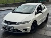 Used Honda Civic 140 HP (102 kW) 2011 White Hatchback