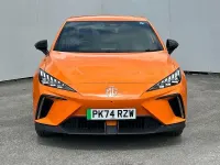 Usado MG MG4 EV Trophy 63 kW (87 HP) 2024 Laranja Citadino