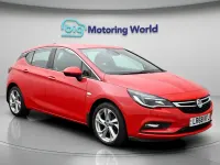 Used Vauxhall Astra SRi 150 HP (110 kW) 2018 Red Hatchback
