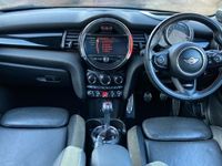 Used Mini John Cooper Works 228 HP (167 kW) 2017 Red Hatchback