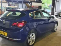 Used Vauxhall Astra SRi 115 HP (84 kW) 2013 Blue Hatchback