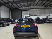 Begagnad Toyota C-HR 122 HK (89 kW) 2023 Blå SUV