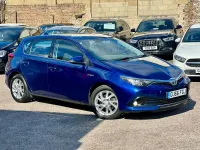 Used Toyota Auris Hybrid 2016 Blue Hatchback