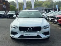 Second-hand Volvo V60 Momentum 2021 Alb Break