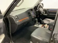 Used Mitsubishi Shogun 197 HP (144 kW) 2012 Black SUV
