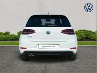 Used VW Golf VIII Advance 200 HP (147 kW) 2020 White Hatchback