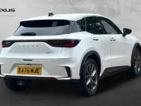 Used Lexus LBX 136 HP (100 kW) 2025 White SUV