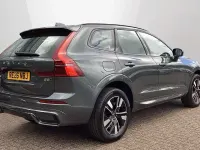 Used Volvo XC60 Plus 250 HP (183 kW) 2026 Green SUV
