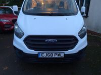 Used Ford Transit Custom 105 HP (77 kW) 2018 White Van