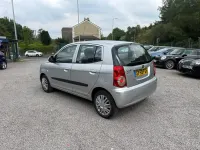 Second-hand Kia Picanto 64 CP (47 kW) 2009 Argintiu Hatchback