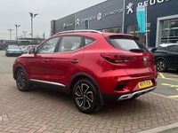 Used MG ZS Exclusive 105 HP (77 kW) 2021 Red SUV