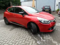 Usado Renault Clio IV Dynamique 90 CV (66 kW) 2013 Rojo Utilitario