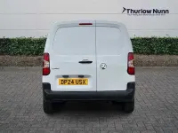 Second-hand Vauxhall Combo S 100 CP (73 kW) 2024 Alb Monovolum