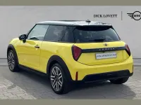 Used Mini Cooper Classic 154 HP (113 kW) 2024 Yellow Hatchback