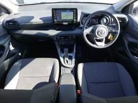 Used Toyota Yaris Hybrid Design 116 HP (85 kW) 2023 White Hatchback