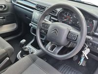 Used Citroën C3 PureTech 83 HP (61 kW) 2024 White Hatchback