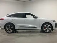 Used Audi Q5 Sportback Advanced 204 HP (150 kW) 2025 White SUV