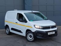 Used Vauxhall Combo 100 HP (73 kW) 2024 White MPV