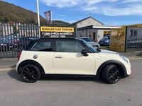 Used Mini Cooper S Hatch 192 HP (141 kW) 2015 White Hatchback