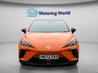 Begagnad MG MG4 EV Trophy 319 kW (435 HK) 2022 Orange Halvkombi