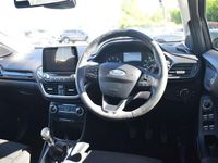 Begagnad Ford Puma Titanium 125 HK (91 kW) 2023 Grå SUV