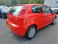 Usado Fiat Punto Pop 69 HP (50 kW) 2015 Vermelho Citadino