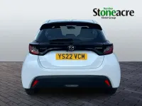 Second-hand Mazda 2 116 CP (85 kW) 2022 Alb Hatchback