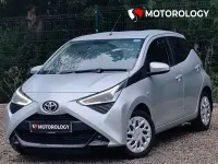 Used Toyota Aygo X-play 71 HP (52 kW) 2018 Silver Hatchback