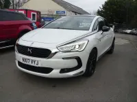 Used DS Automobiles DS5 Performance 150 HP (110 kW) 2017 White Hatchback