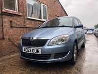 Used Skoda Roomster SE 105 HP (77 kW) 2013 Blue MPV