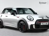Używany Mini John Cooper Works Hatch 228 KM (167 kW) 2023 Srebrny Hatchback