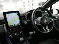 Used Renault Clio V Engineered 145 HP (106 kW) 2023 White Hatchback
