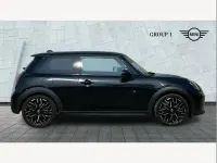 Used Mini Cooper Exclusive 114 kW (156 HP) 2025 Black Hatchback